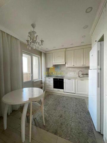 Оренда! 3-х кімн. вул. Здановськоі 36-В в Ж К «Амурський»!