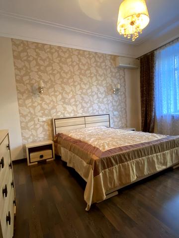 Гетьмана Павла Скоропадського вул. (Льва Толстого), 25