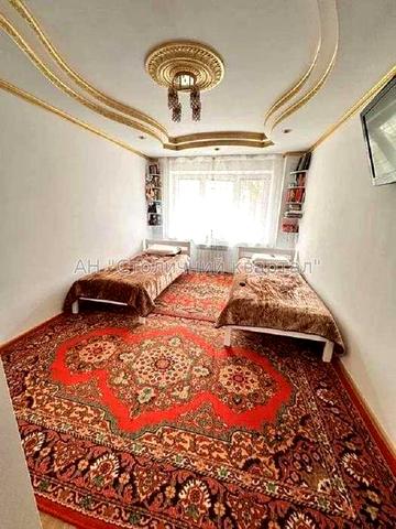 метро Берестейська Двокімнатна Парково-Сирецька 12а