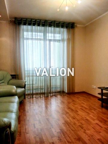 Василя Верховинця вул., 10