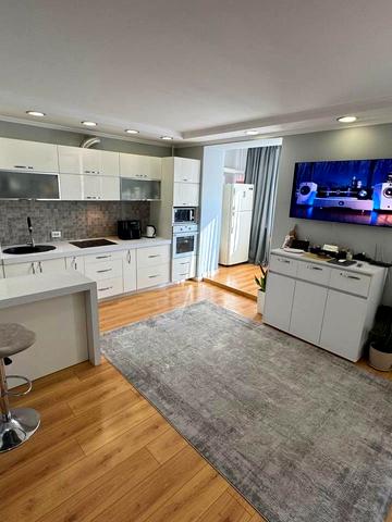 Зарічанська вул., 11б