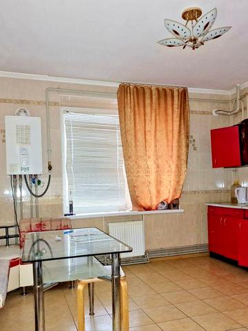 ВІЙСЬКОВИМ  здам велику 2 кімнатну квартиру по вул.Г. Кондратьєва 144