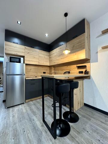 Сімї Стешенків вул. (Тимофія Строкача), 8