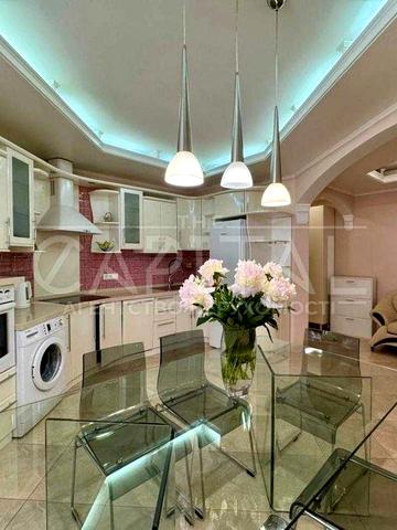 Аренда  Квартира  ул. Амосова Миколи ГЕНЕРАТОР НА ЛІФТ