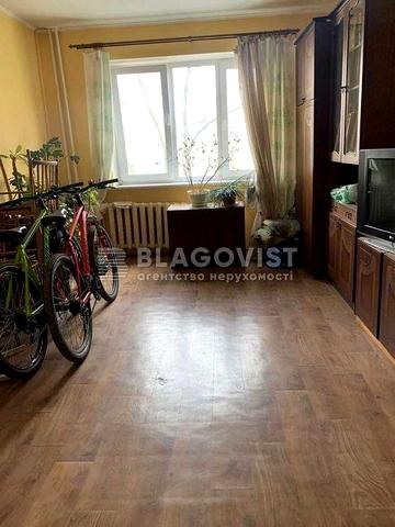 3 кімн Оболонь , вул Озерна , 14,  метро Мінська, Оболонь