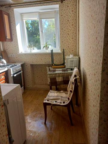 ВІД ВЛАСНИКА  Молодіжний
1 кім.кв.Молодіжний 5000грн.