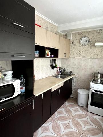 Ірини Бекешкіної вул. (Генерала Карбишева), 8