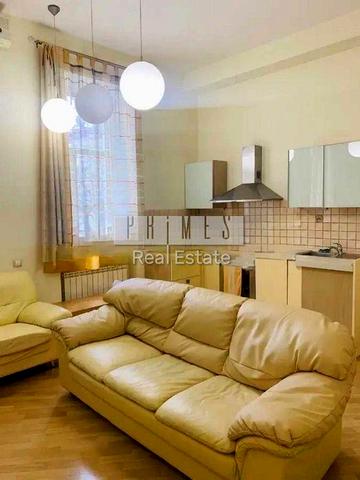 Продаж 3к квартири, вул. Городецького Архітектора, 10/1, Липки