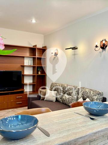 Будівельників вул., 30