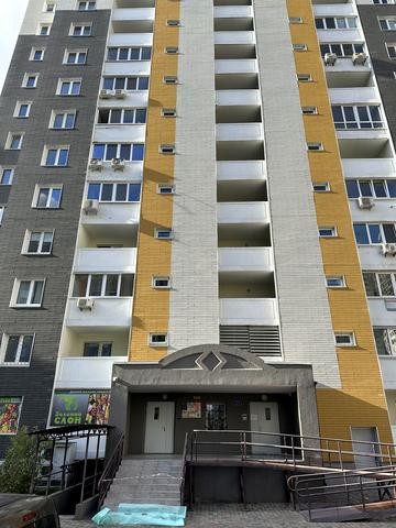 Миколи Вінграновського вул., 2