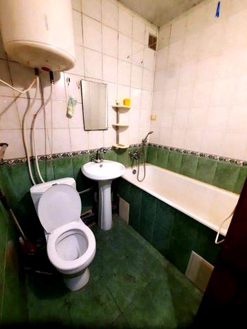 Продам 2к кв Одесская ул.Зерновая 1/5 с балконом