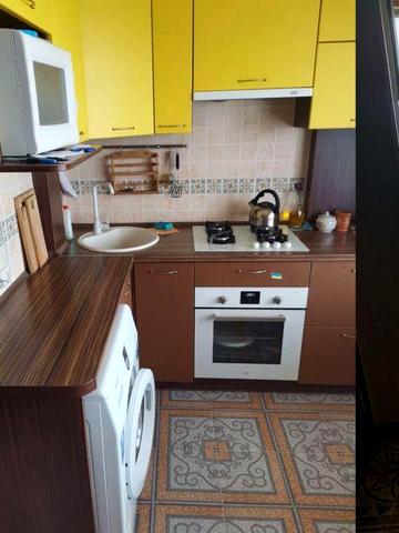 Сдам 2 комн. Для  командировочных Хортицкий р-н