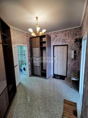 Євгена Чикаленка пров. (Карбишева), 5