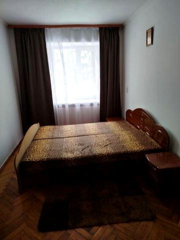 Оренда 2 кімнатної квартири з  індивідуальним опаленням на Дружбі