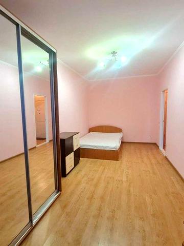 Долгосрочно 1 квартира на Грушевского ЖК Дюшес