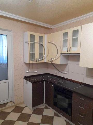 Оренда 1 к , вул. Урлівська 38, м . Позняки , Осокорки