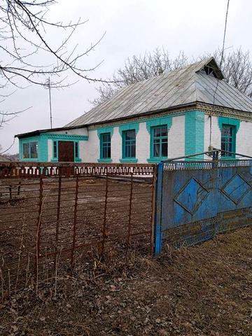 Продаж будинку в селі Острійки