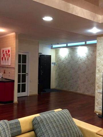 Довгострокова оренда 3к Квартира Дмитра Кедріна вулиця