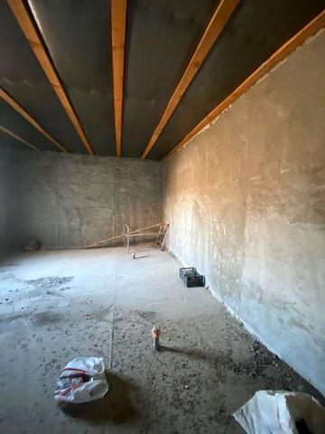 Продається два будинки на одній ділянці