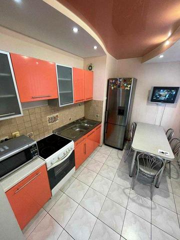 ПРОСТОРА 3-К квартира (82м2) Соломянський Пулюя Чоколівка