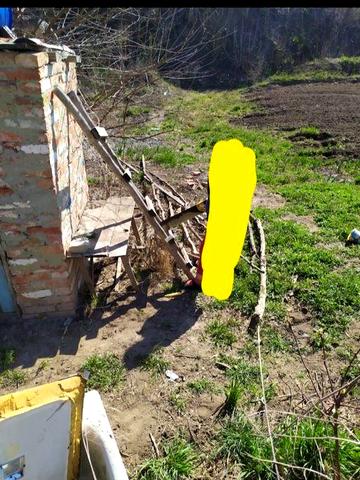 Продам  домик  со Сунки 3000уе