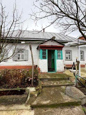 Продається будинок в селі В. Байраки