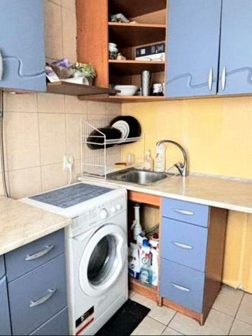 М.Холодная Гора, продам 2ух комн.кварт.,ул.Профсоюзный бульвар 7,Hg11