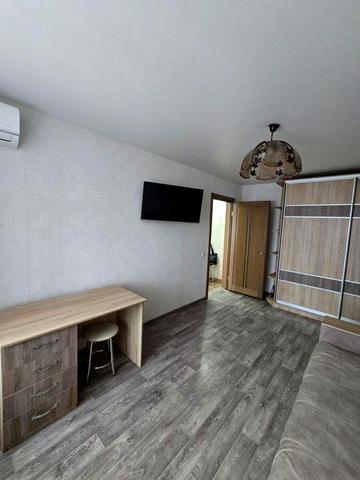 Сдам 1 кв Немышлянский р-н. ул. Едности 5500 гр