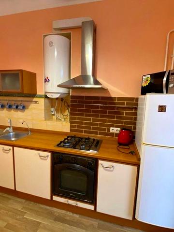 Аренда 2к на Адмиральской