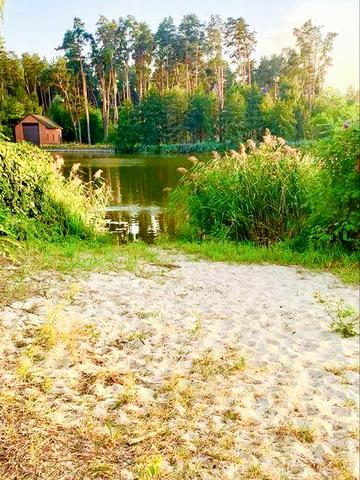 Оренда невеликої ДАЧІ Таценки - Українка. Є хороше пічне опалення.