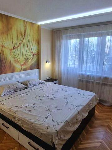 Довгострокова оренда 2к Квартира Довбуша Олекси вулиця