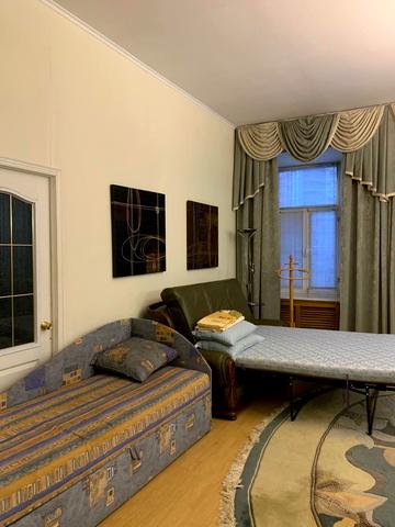 Театральний пров. (Чайковського), 10