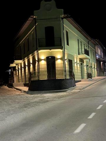 Дворівнева квартира в центрі Буська