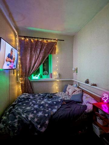 Продам великий будинок зі зручностями і великою ділянкою