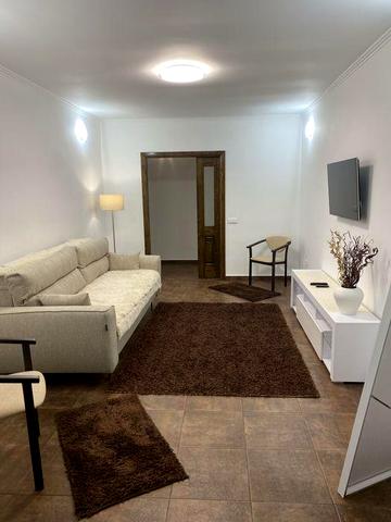 Двухкімнатна квартира довгострокова оренда