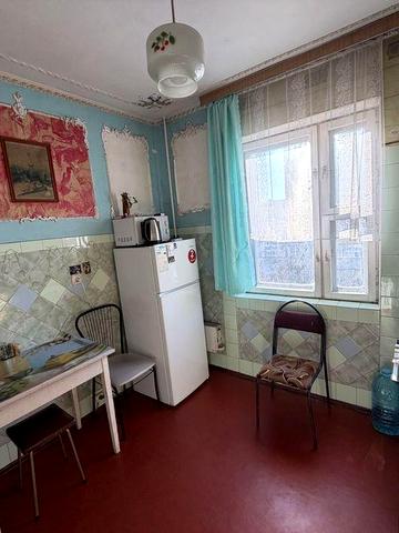 Продам 2 к квартиру вул. Тростянецька 8