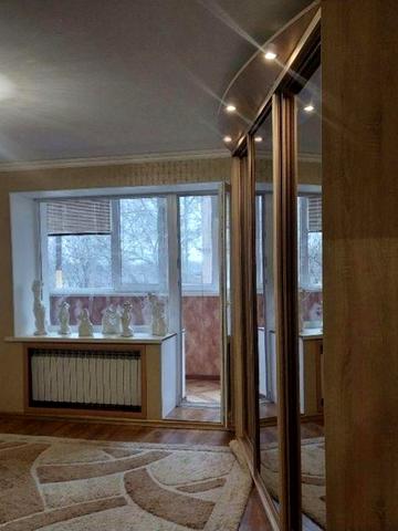 Продаж однокімнатної квартири по вул.Перемоги
