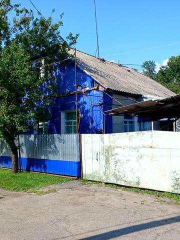 Замельний участок 5 соток з будинком і господарськими спорудами