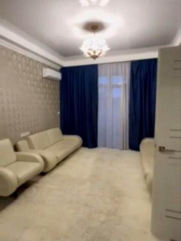 Продаж 2-к квартири з новим ремонтом на пр. Пушкіна-Шмідта (Лесі Укр.)