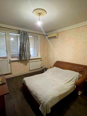 Сдам 1-комнатную улучшенку на Шатиловке м. Научная