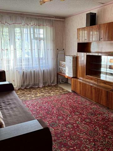 Олександра Поля просп. (Кірова), 42-А