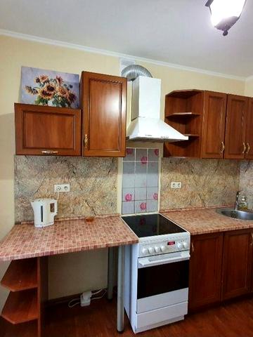 Сдам с 3февраля 2-комн.кв, ЖК Янтарный, Тракторостроителей,94в