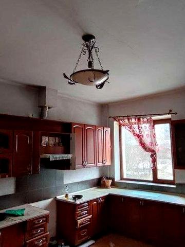 Будинок на Виставці, район Заріччя!