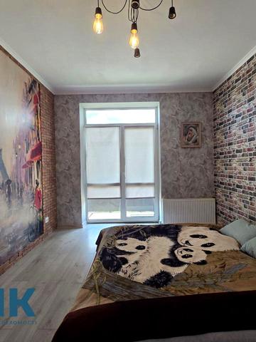 Гетьманська вул., 45