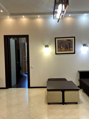 Старонаводницька вул., 6-Б