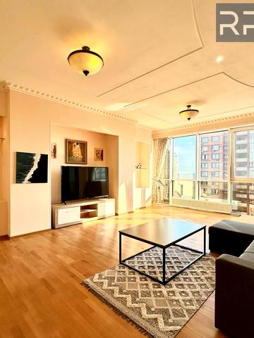 Старонаводницька вул., 13