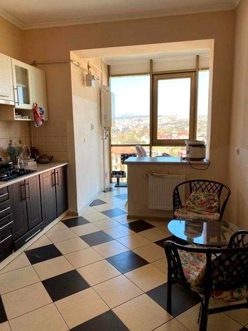 Панорамна 2-кімнатна квартира в центрі [Без комісії]