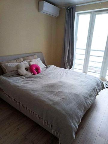 Метро Деміївська, тепла новобудова, є генератор!