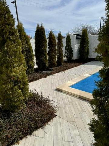 Сдам дом Фонтанка,комнат 3.Генератор, бассейн.Место под авто