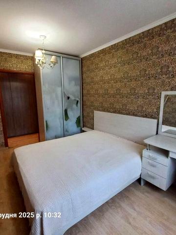 Продаж 4к квартири 61 кв. м на шосе Хмельницьке